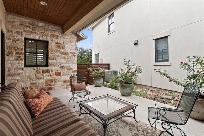 Building Photo - 2516 Tom Miller St