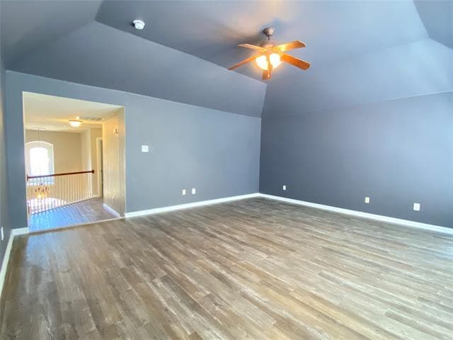 Building Photo - 15861 Twin Cove Dr