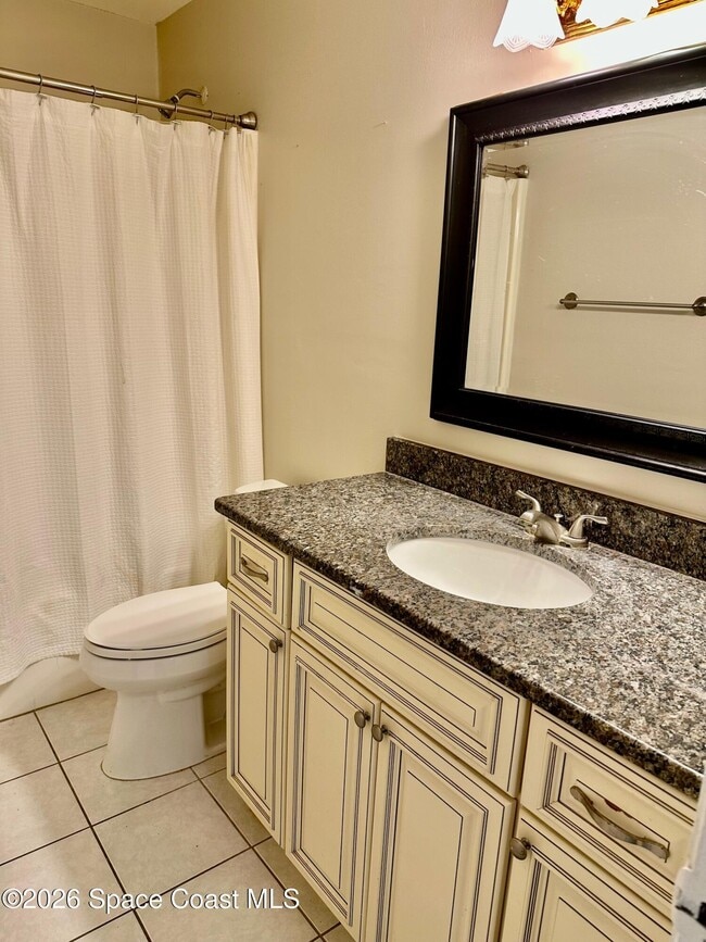 Building Photo - 335 Paradise Blvd