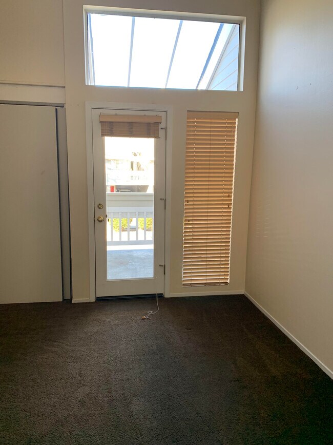 Living Room - 1185 E Foothill Blvd
