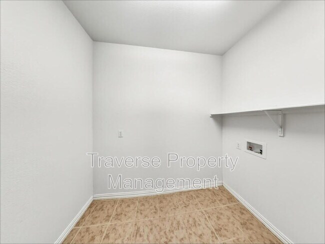 Building Photo - 8120 Charford Dr