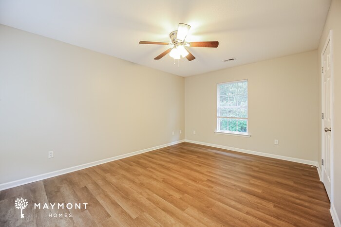 Building Photo - 31 Birdsong Ln