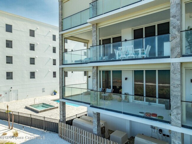 Building Photo - 2765 N Hwy A1A