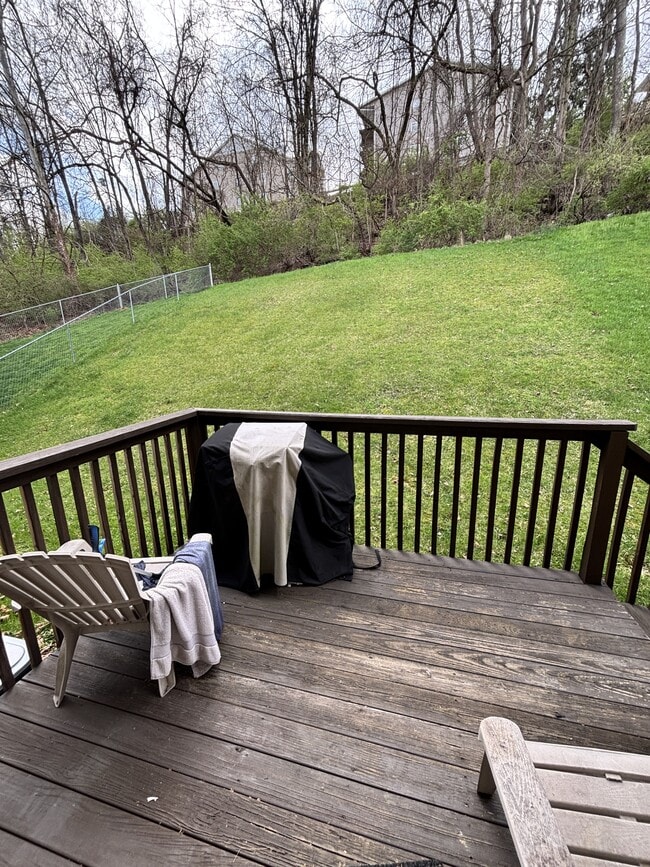 Building Photo - 864 Tremont St