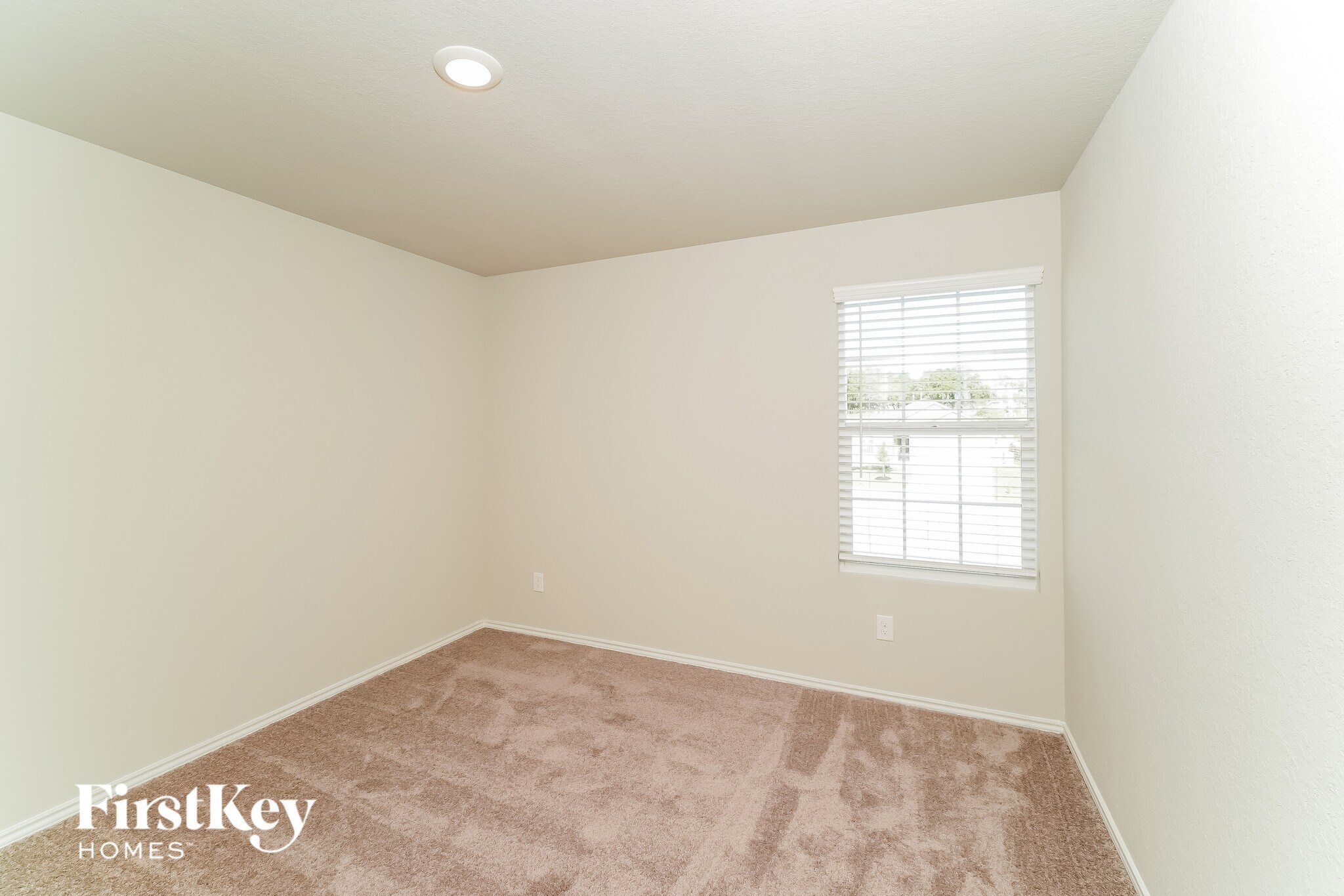 Building Photo - 13244 Rosemary Cove