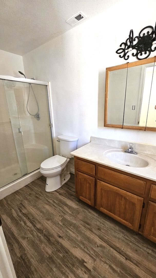 Building Photo - 7007 Oak Forest Ct