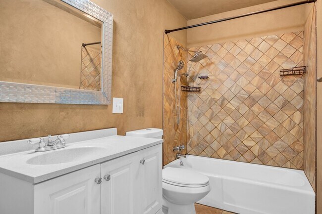 Building Photo - 214 Old Hickory Blvd