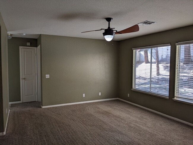 Building Photo - A Very nice and Large 4 Bedroom, 3 Bathroom, 2 STORY Home in Desert Shores!!!!