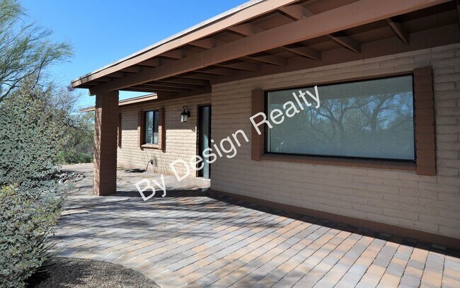 Building Photo - Remodeled Foothills Clusters 3 Bed 2 Bath