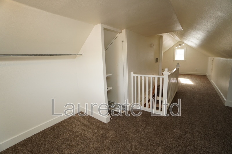 Building Photo - 2442 Benton St