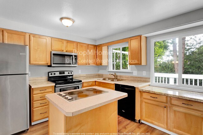 Building Photo - Secluded Nature Retreat: 3 Bedrooms + Bonus Space!