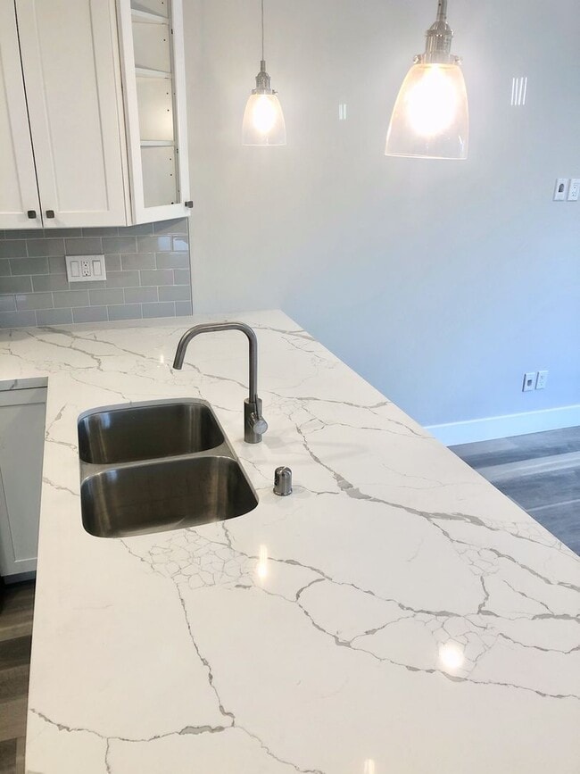 Building Photo - Brand new 2 Bedroom 1.5 Bath Cottage