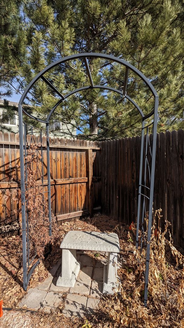 Building Photo - 2 BEDROOM / 1.75 BATH RANCH HOME IN RIDGEVIEW AT STETSON HILLS!