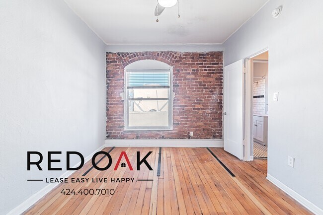 Building Photo - 109 Normandie Ave