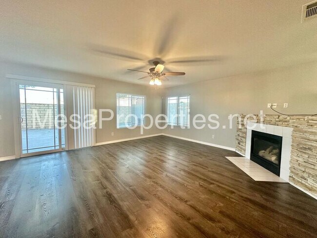 Building Photo - 14747 Carter Rd