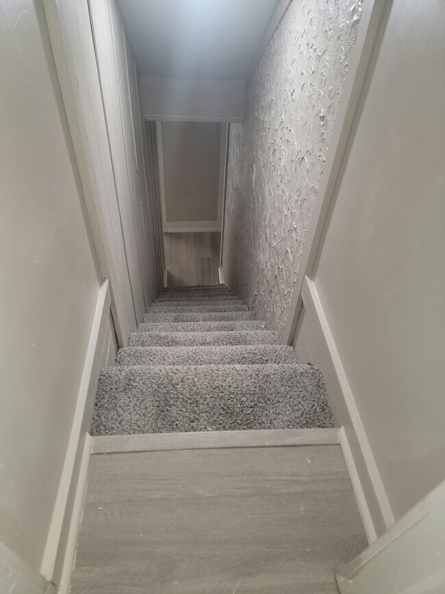 Building Photo - 1204 Haven Dr