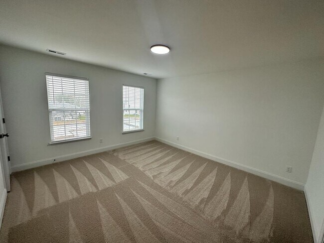 Building Photo - 7117 Leire Ln