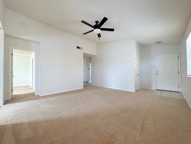 Building Photo - Northeast El Paso 3 Bed Refrig A/C