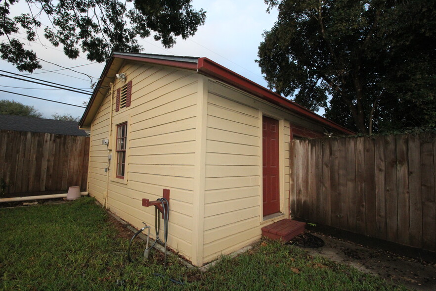 Building Photo - 139 Thomas Jefferson Dr