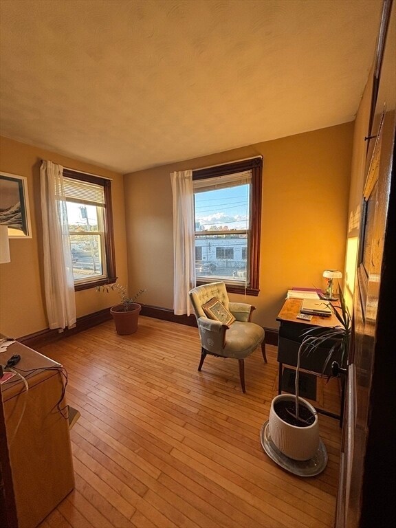 Building Photo - 32 Richardson St