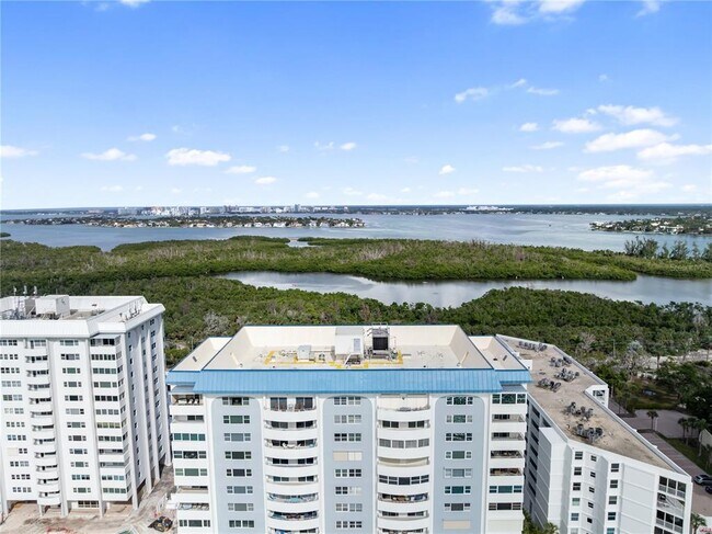 Building Photo - 1750 Benjamin Franklin Dr