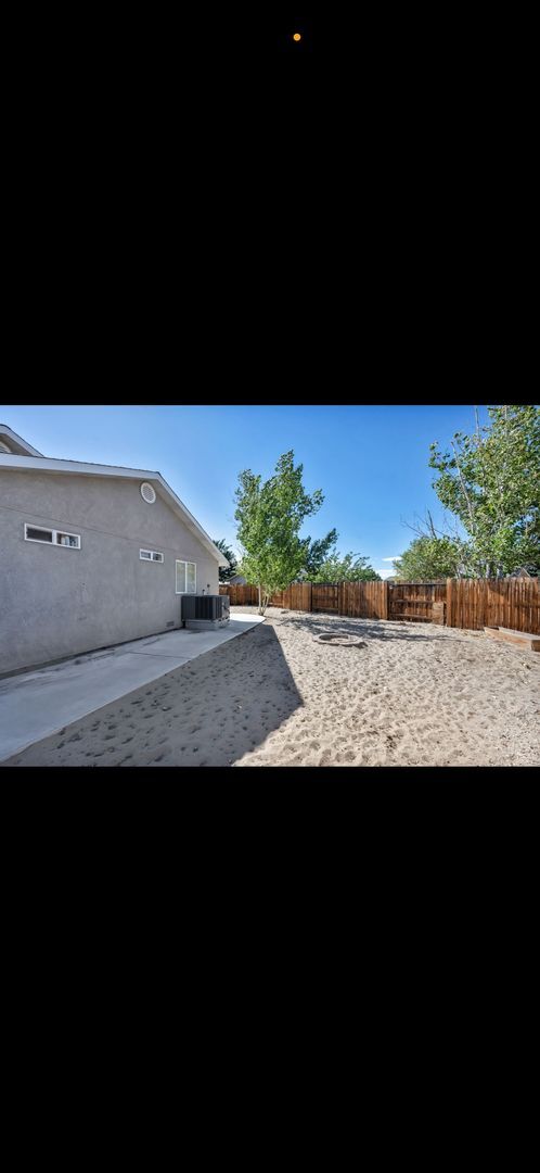 Building Photo - Beautiful home for rent in Fallon