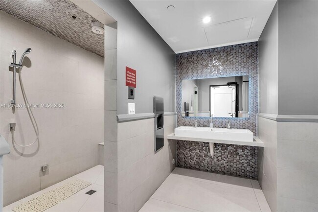 Building Photo - 3411 Indian Creek Dr