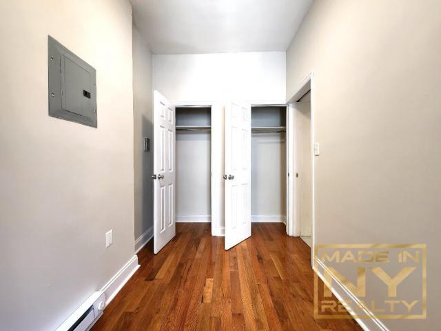 Building Photo - 1 bedroom in ASTORIA NY 11103