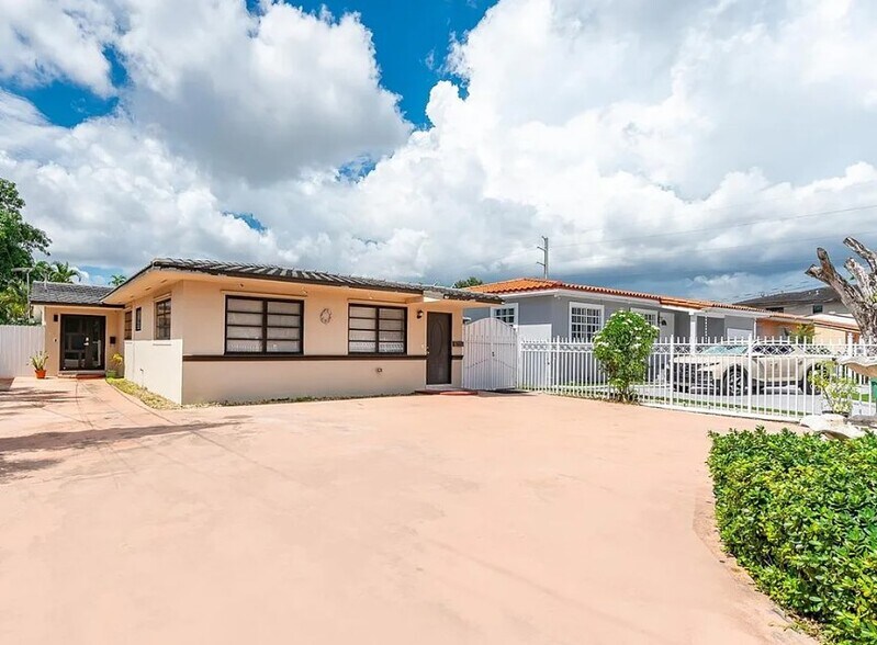 Primary Photo - 250 NW 55th Ct