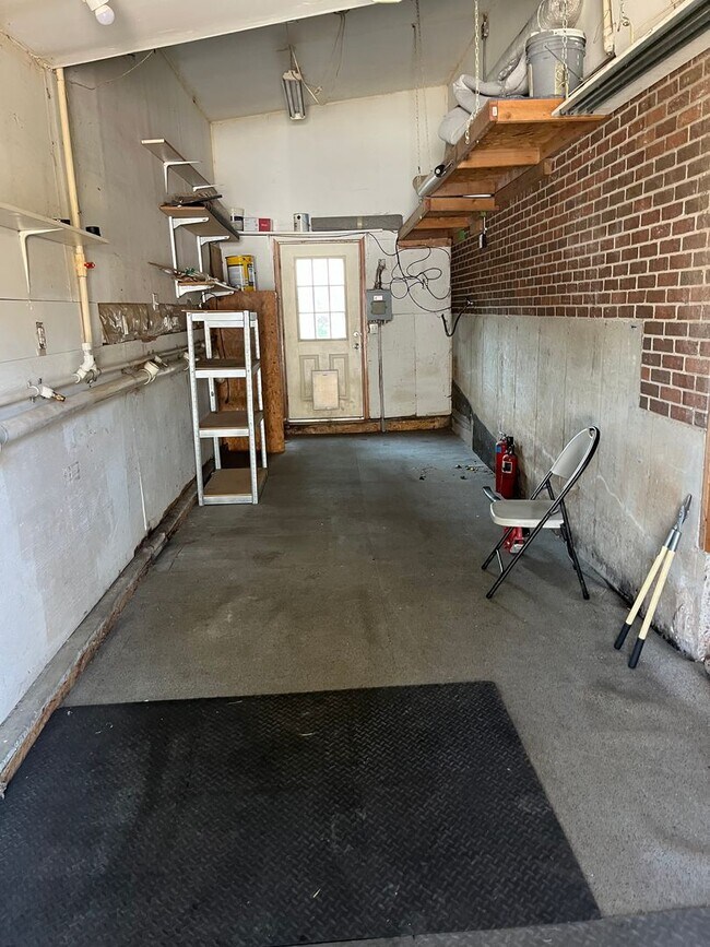Building Photo - 10638 Varese Ln