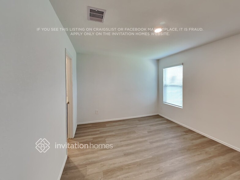 Building Photo - 18819 Charter Elm Dr