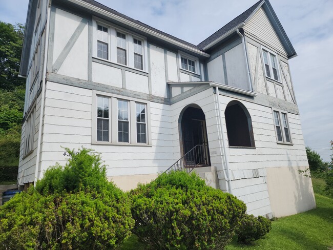 Building Photo - 4349 Andover Ter