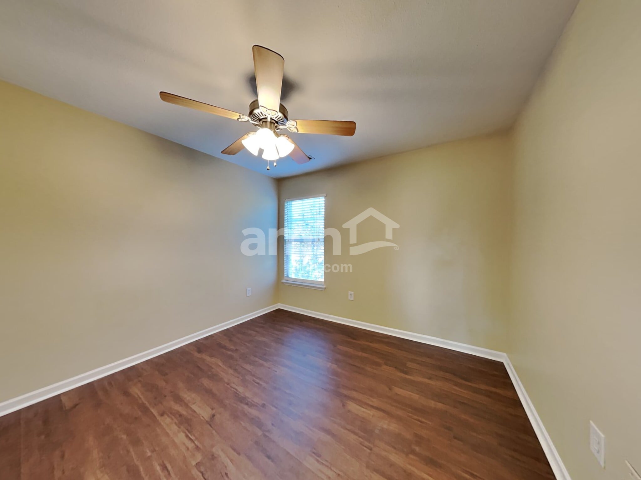 Building Photo - 133 Milroy Ln