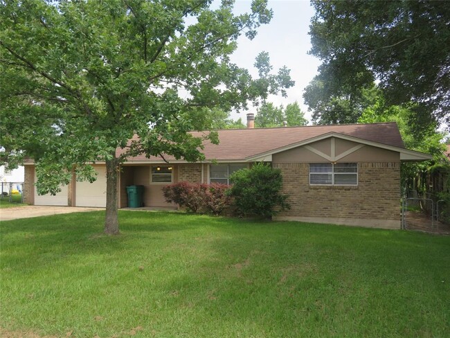 Primary Photo - 307 Hill St
