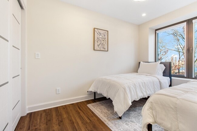 Building Photo - 5501 John F. Kennedy Blvd