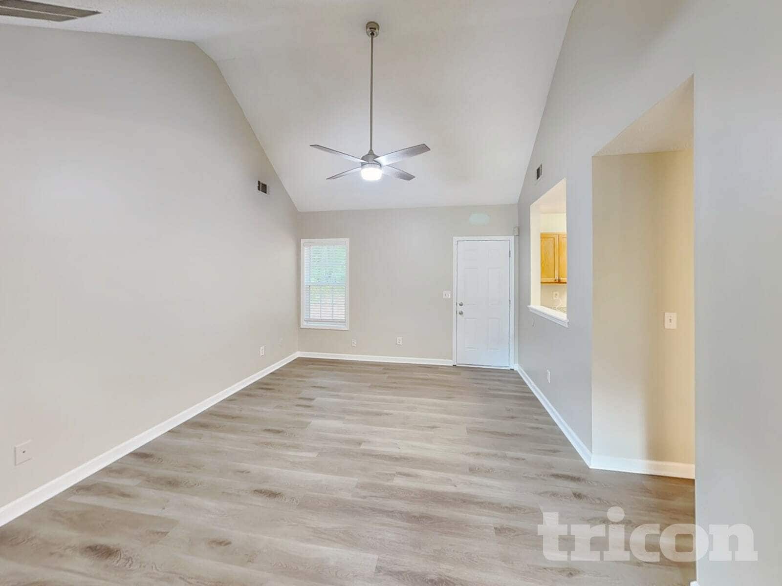 Building Photo - 535 Brentwood Blvd