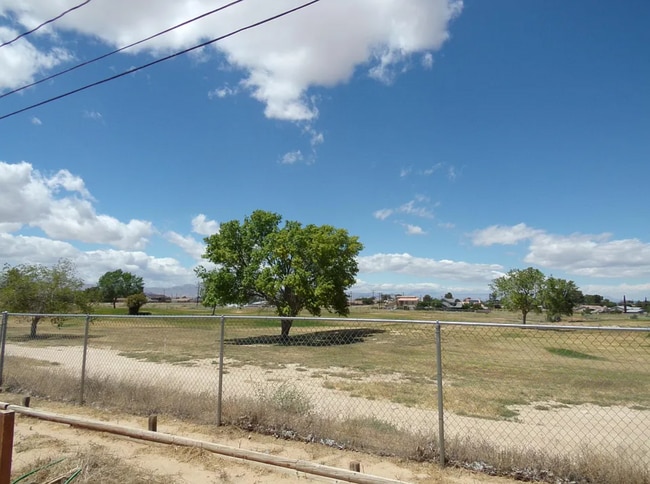 Building Photo - 21331 Heather Pl