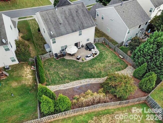 Building Photo - 6125 Kilchurn Dr