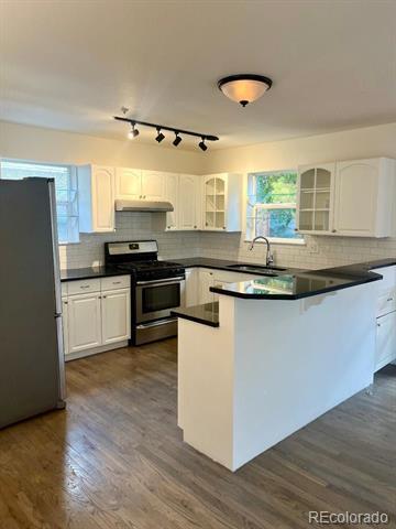 Building Photo - 1825 Canyon Blvd