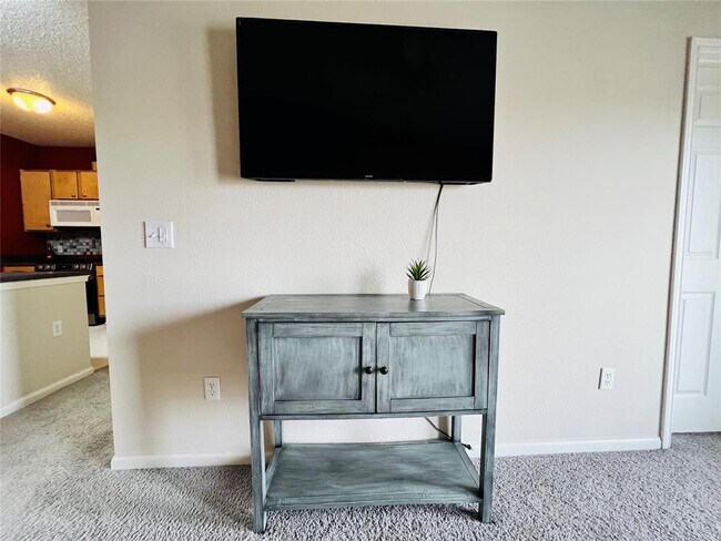 Building Photo - 2200 Classen Blvd