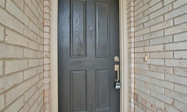 Building Photo - 20622 Teakwood Fields Ln