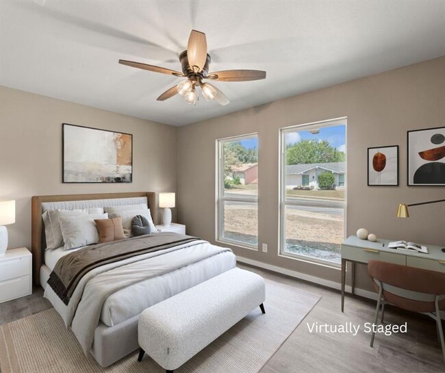 Building Photo - 1301 Barrington Dr