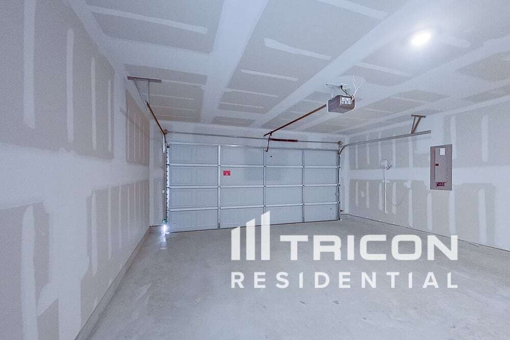 Building Photo - 907 Ponderosa Ln