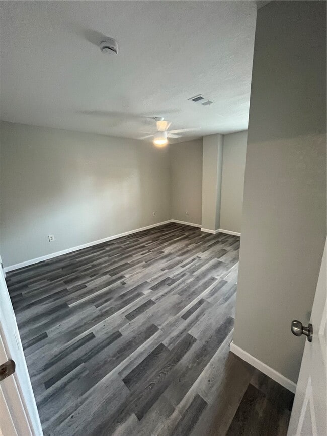 Building Photo - 316 E A St