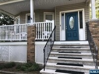 Building Photo - 57 Spring St