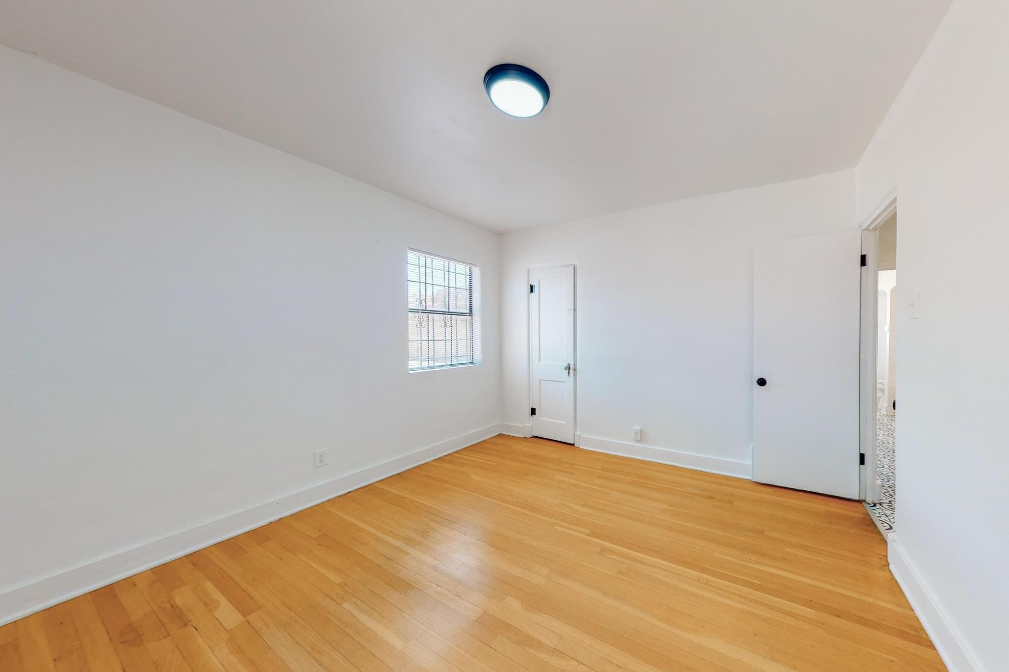 Building Photo - 3106 Monte Vista Blvd NE