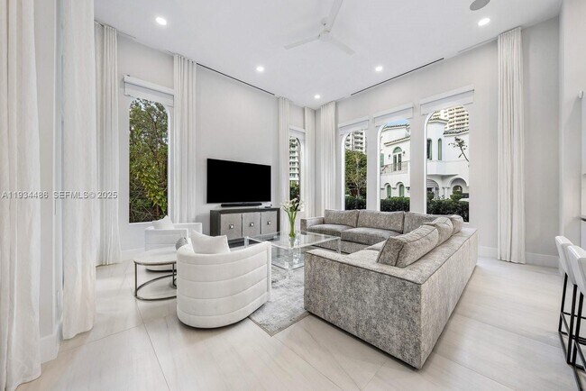 Building Photo - 3912 Island Estates Dr