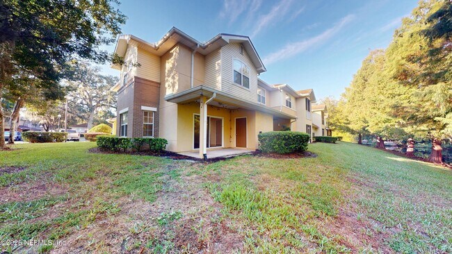 Building Photo - 5663 Greenland Rd