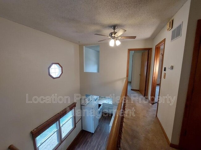 Building Photo - 1903 W 3rd St