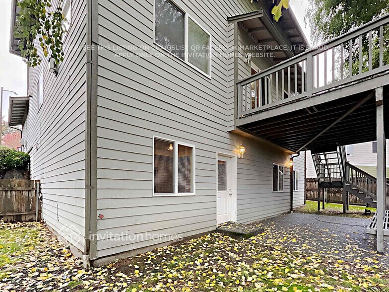 Building Photo - 12408 Crystal Pl NE